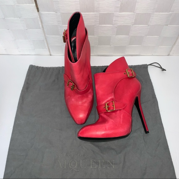 Alexander Mc Queen Red Italy Leather Buckle Heel Ankle Boots 38.5 US 8 - Picture 14 of 14